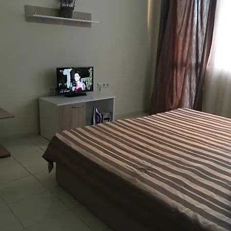 Premium Suites アパートホテル 3*
